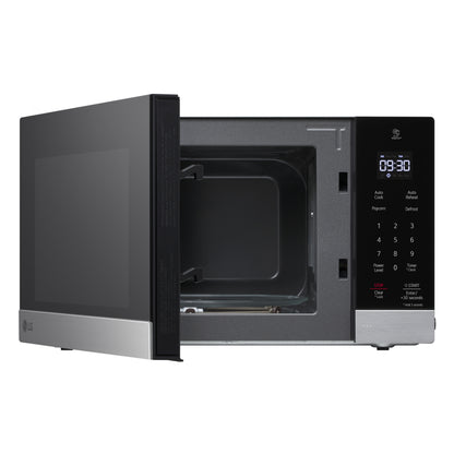 0.9 cu. ft. NeoChef™ Countertop Microwave with Smart Inverter MSER0990S